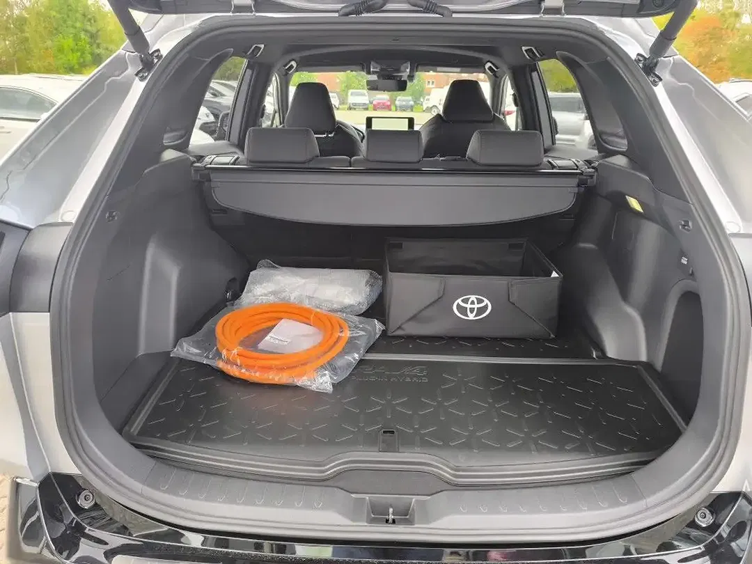 Toyota RAV 4 - Thumbnail 12