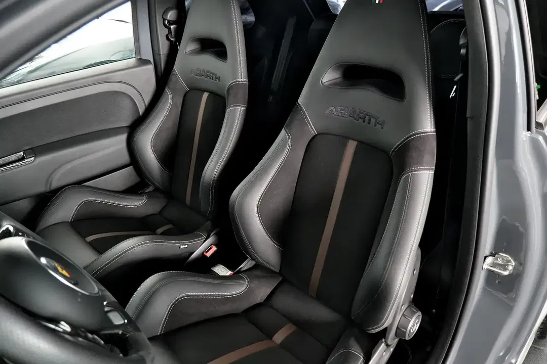 Abarth 695 - Thumbnail 8