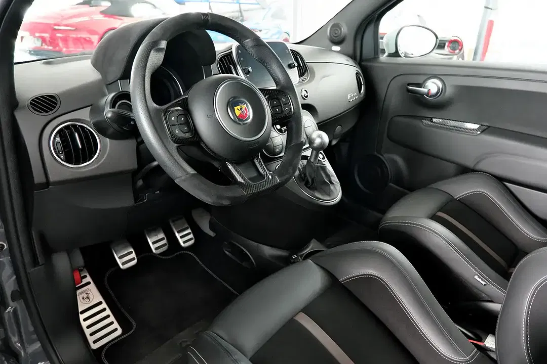 Abarth 695 - Thumbnail 9