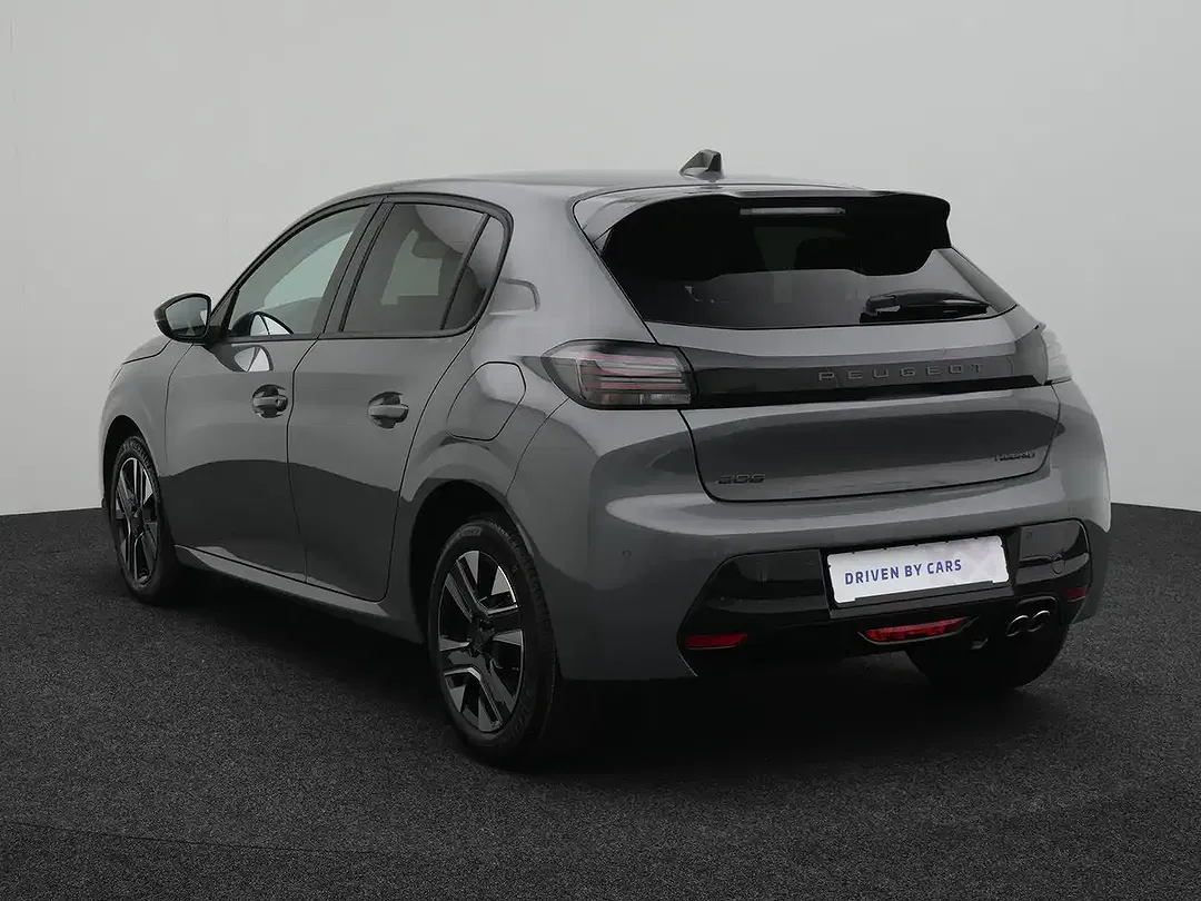 Peugeot 208 - Thumbnail 4