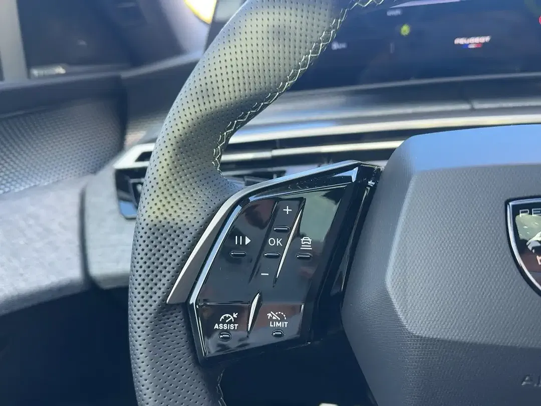 Peugeot 3008 - Thumbnail 13