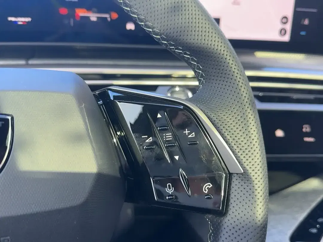 Peugeot 3008 - Thumbnail 14