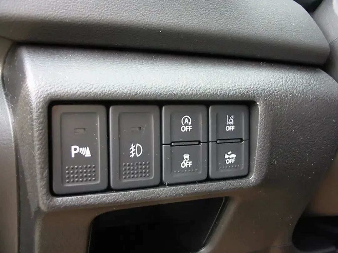 Suzuki SX4 S-Cross - Thumbnail 18