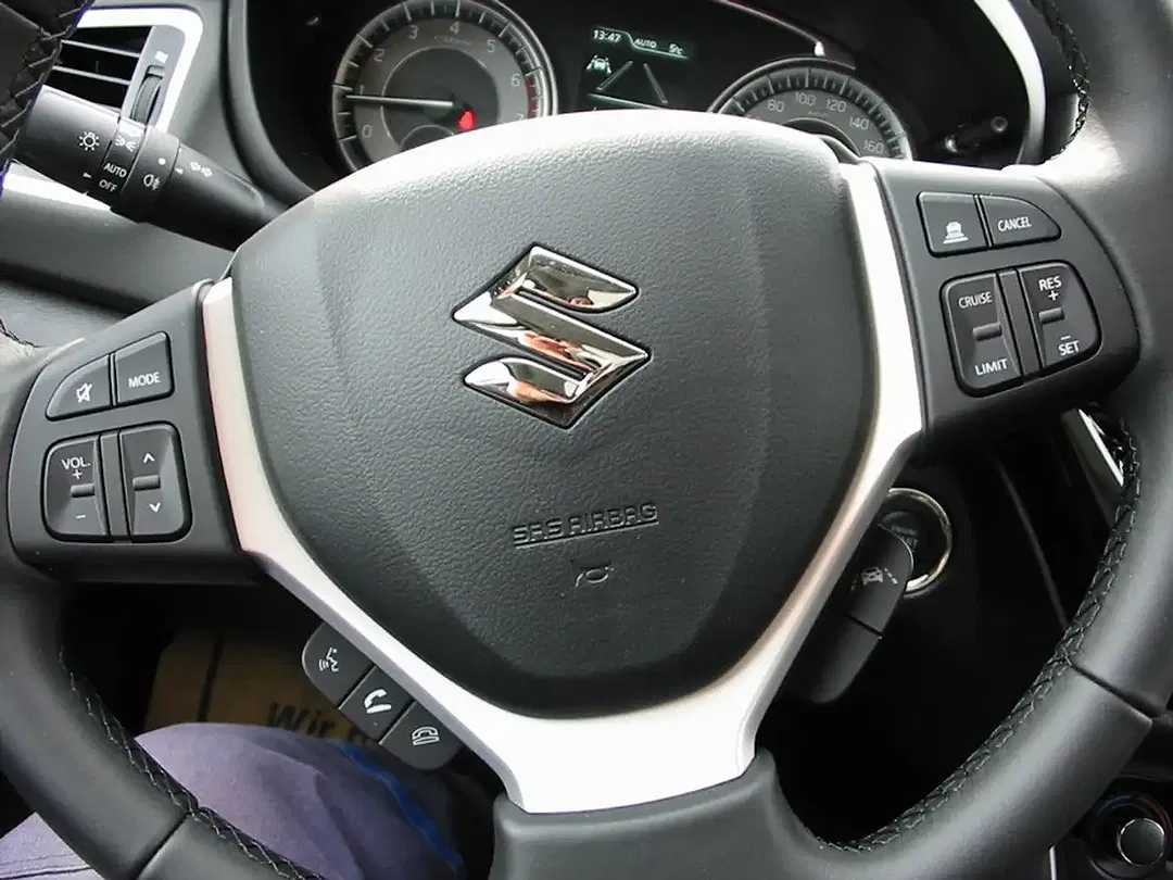Suzuki SX4 S-Cross - Thumbnail 20