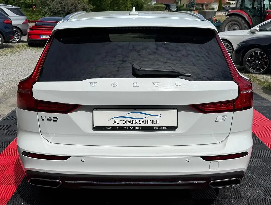 Volvo V60 - Thumbnail 14