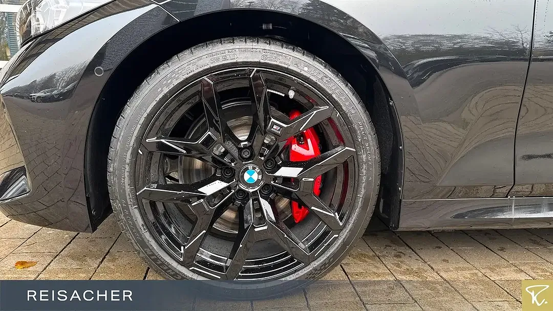 BMW 330 - Thumbnail 3
