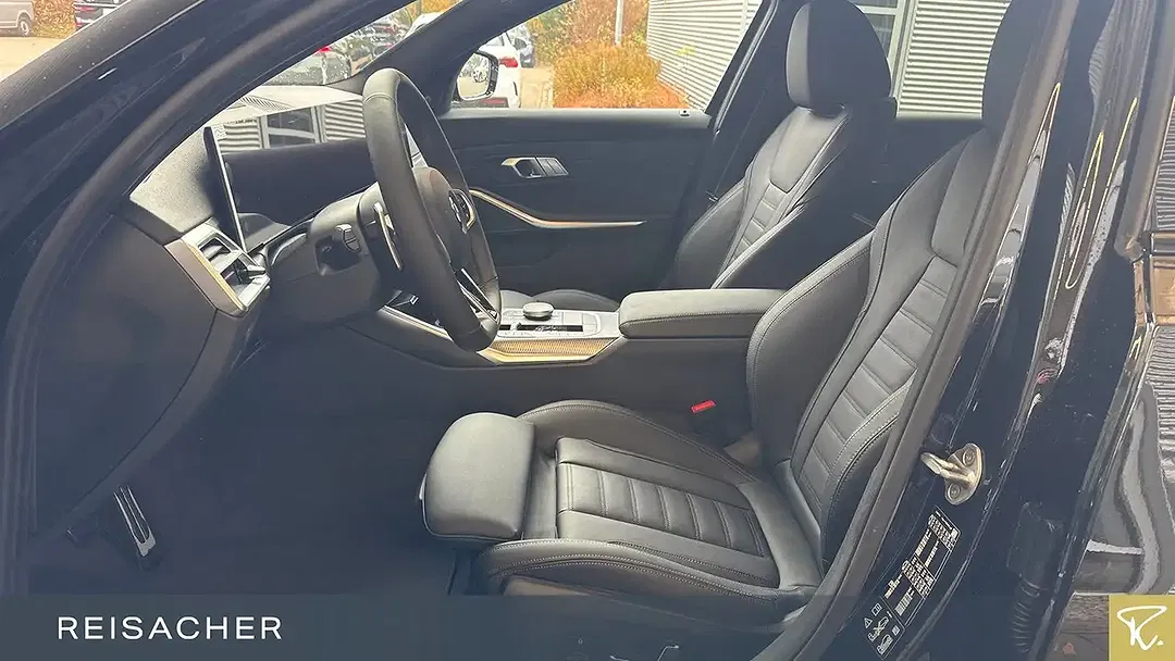 BMW 330 - Thumbnail 4