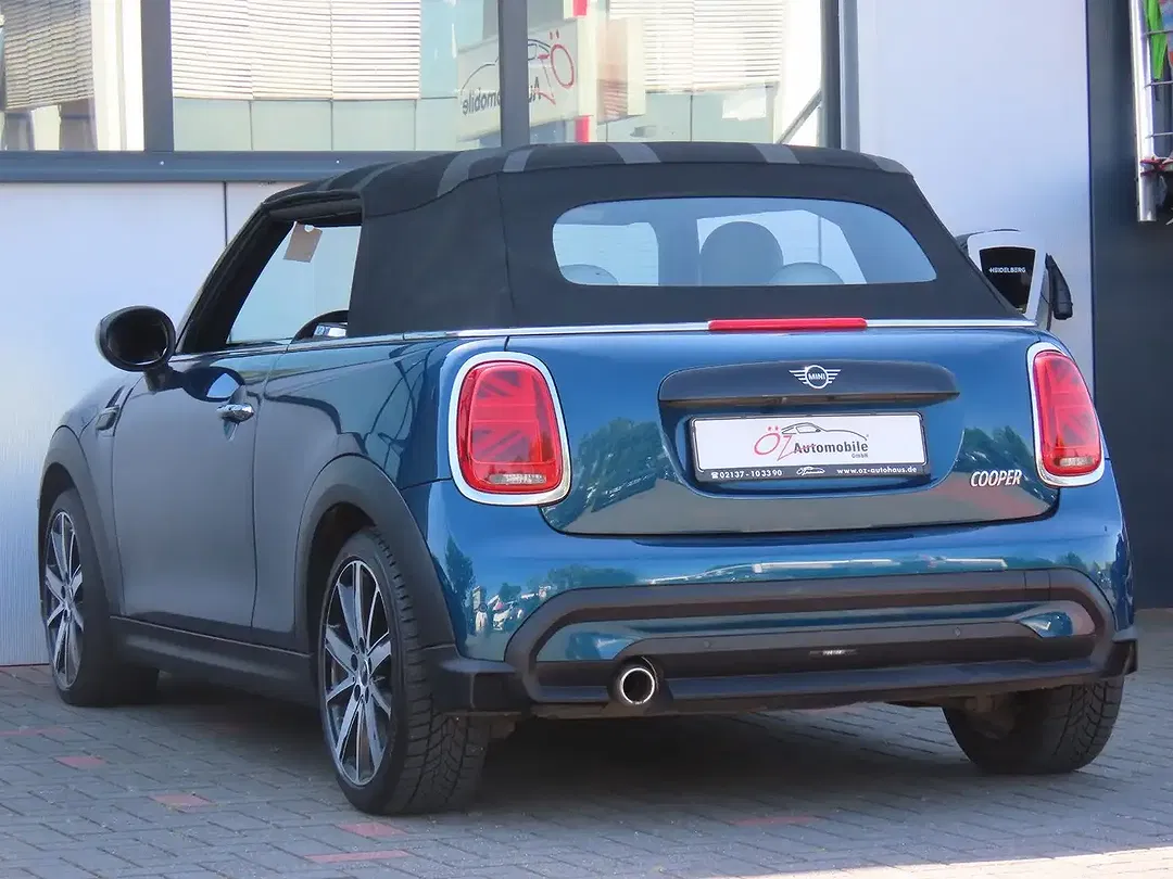 MINI Cooper Cabrio - Thumbnail 10