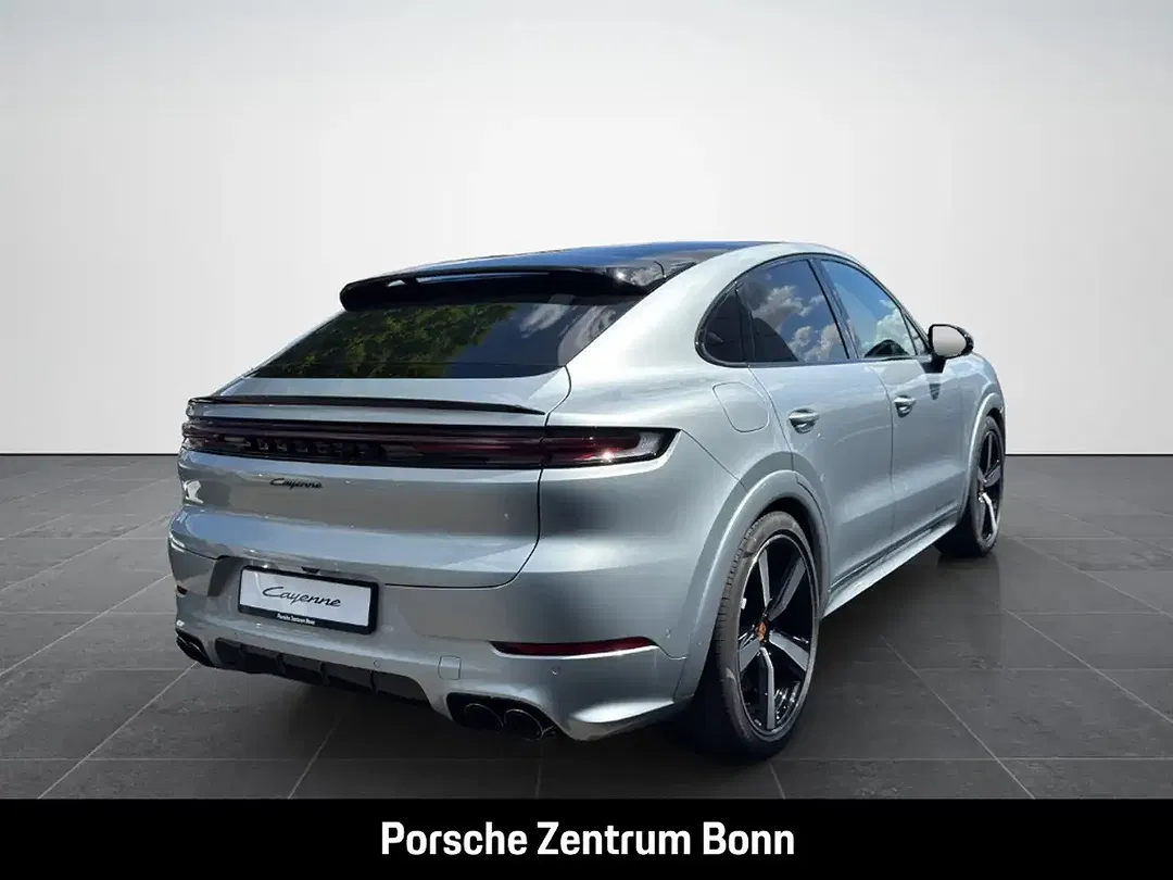 Porsche Cayenne - Thumbnail 5