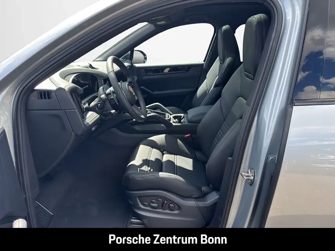 Porsche Cayenne - Thumbnail 9