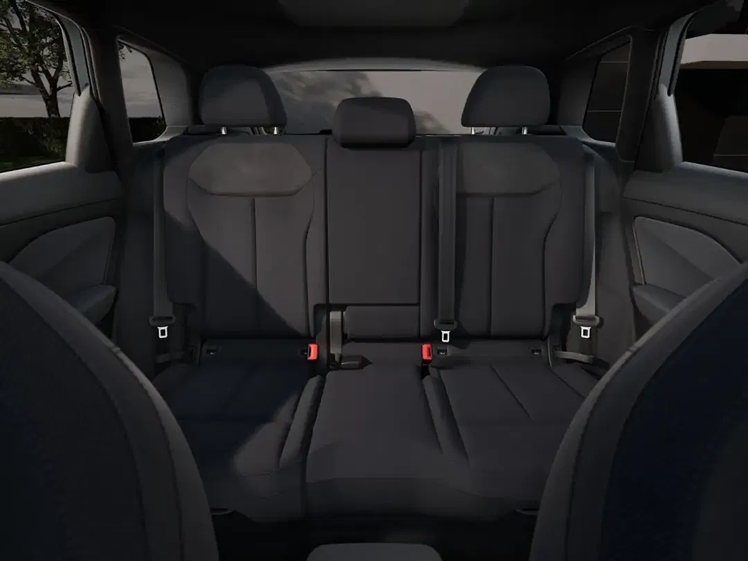 Audi Q3 - Thumbnail 10
