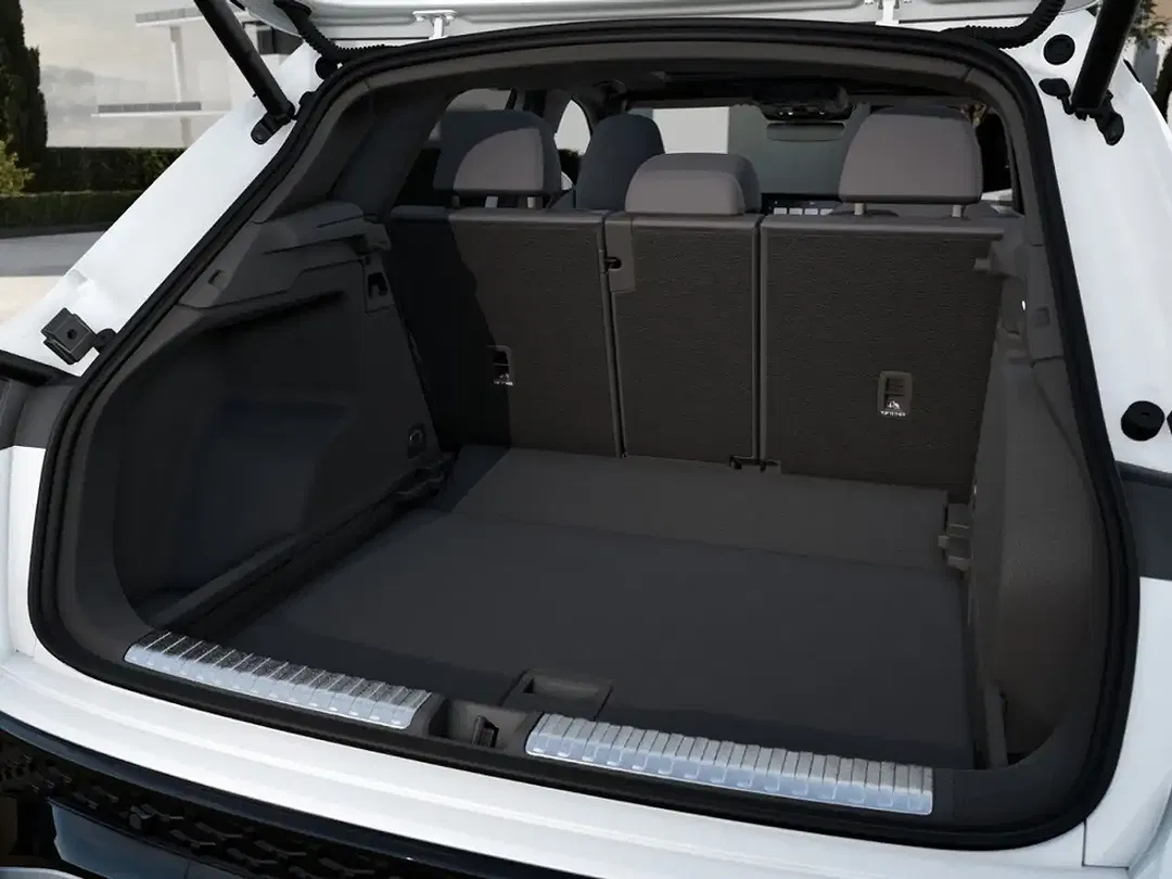 Audi Q3 - Thumbnail 12