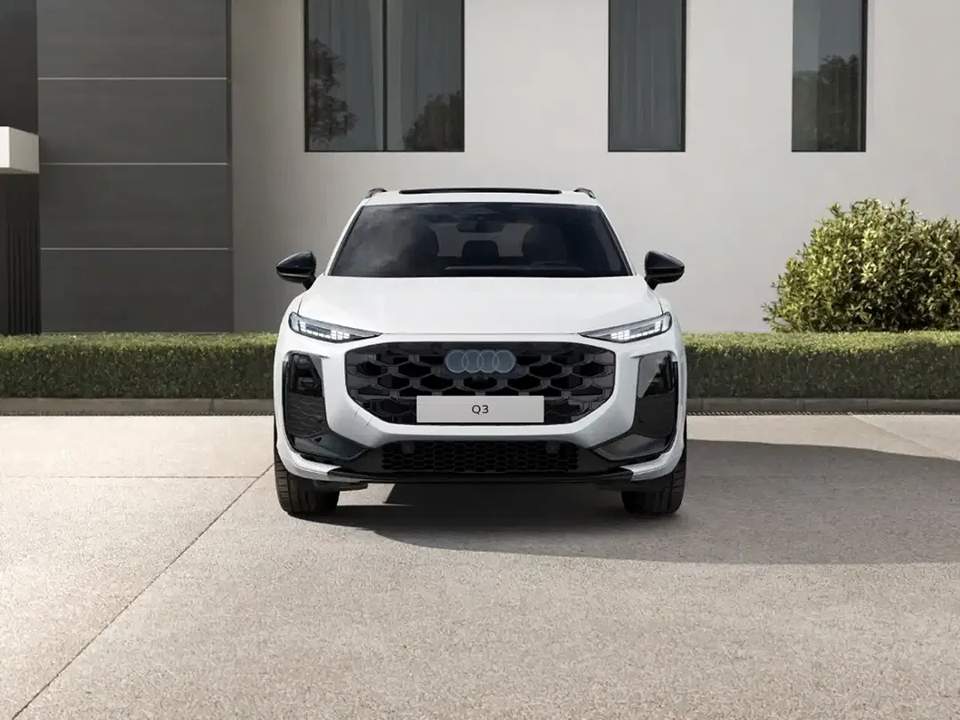 Audi Q3 - Thumbnail 2
