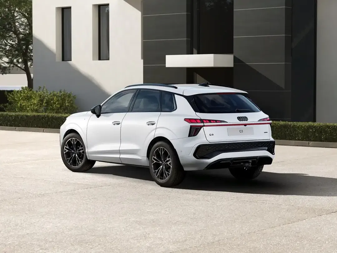 Audi Q3 - Thumbnail 5