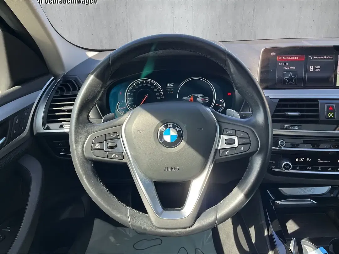 BMW X4 - Thumbnail 14