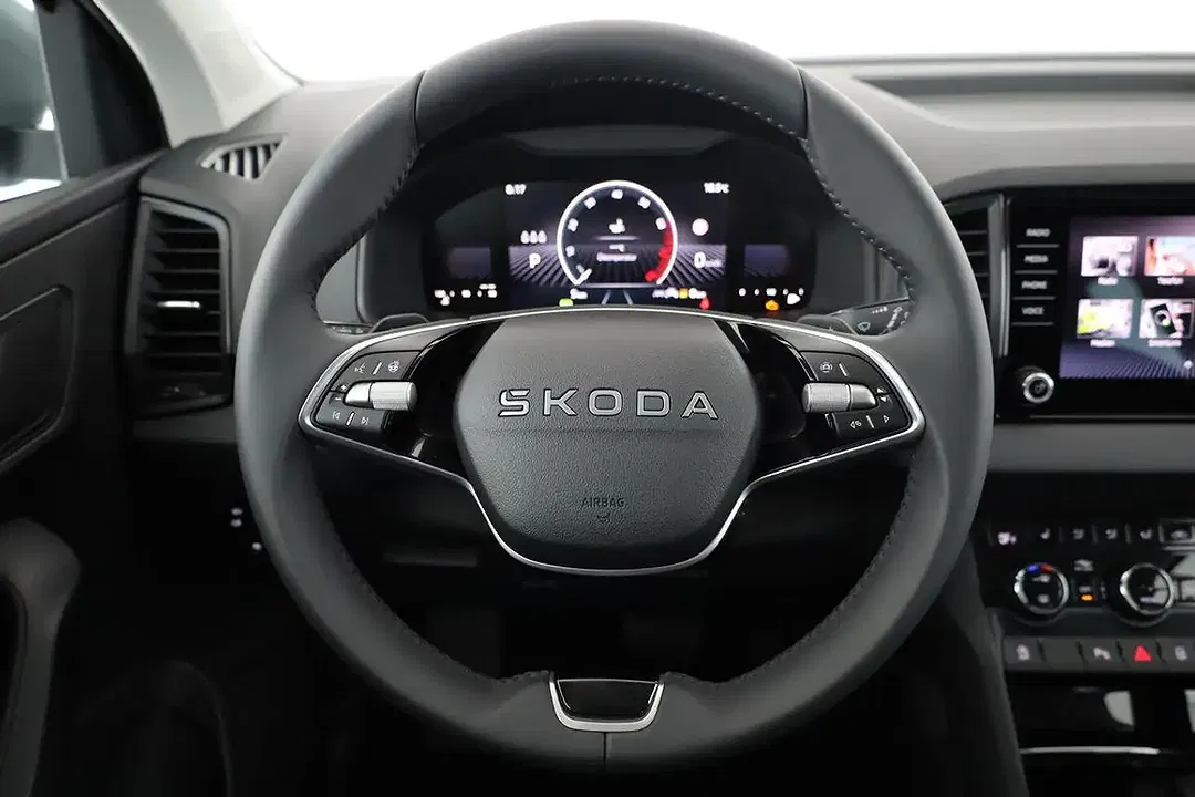 Skoda Karoq - Thumbnail 6
