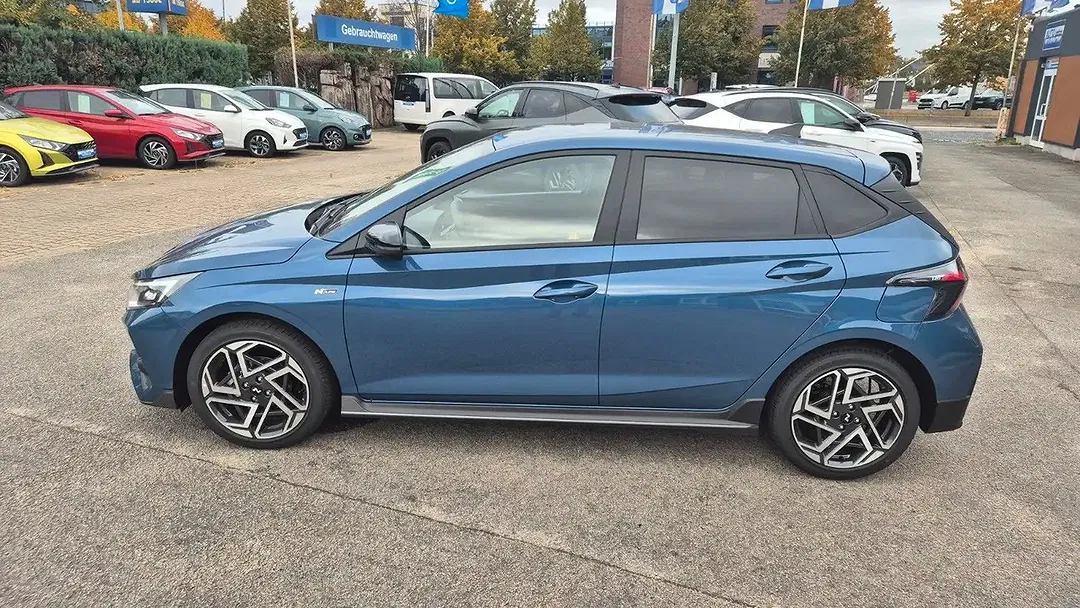Hyundai i20 - Thumbnail 2