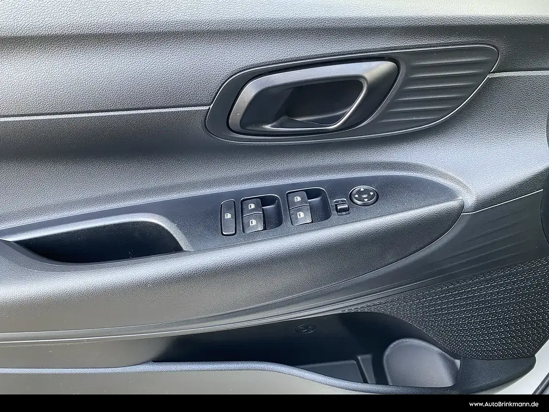 Hyundai i20 - Thumbnail 10