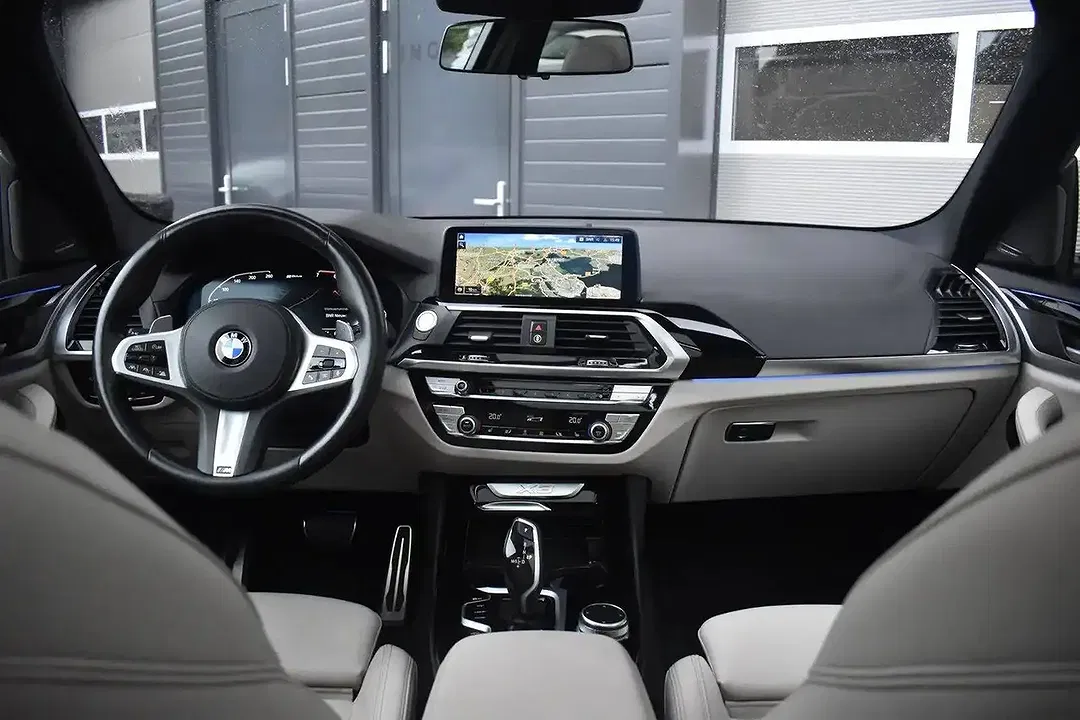 BMW X3 - Thumbnail 11