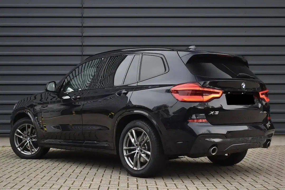 BMW X3 - Thumbnail 3