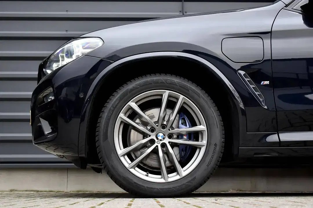 BMW X3 - Thumbnail 5