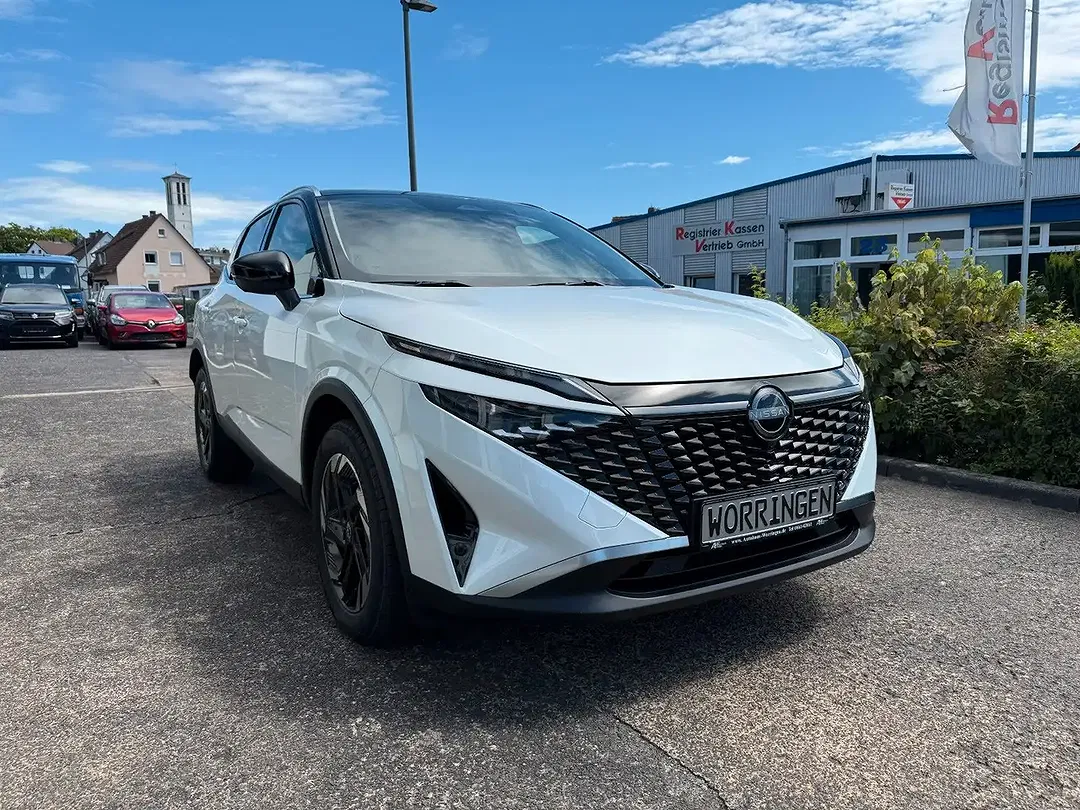Nissan Qashqai - Thumbnail 3