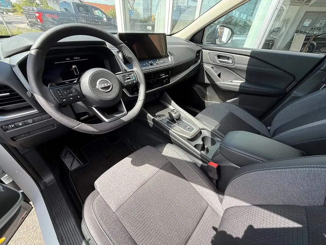 Nissan Qashqai - Thumbnail 4