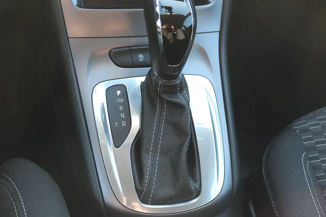 Opel Astra - Thumbnail 11