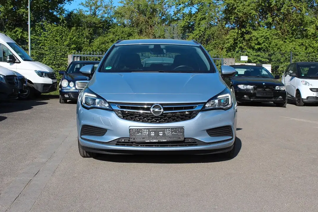 Opel Astra - Thumbnail 2