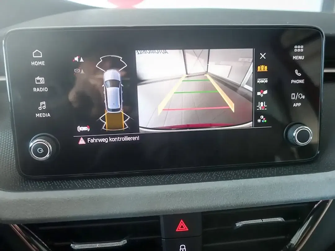 Skoda Kamiq - Thumbnail 12