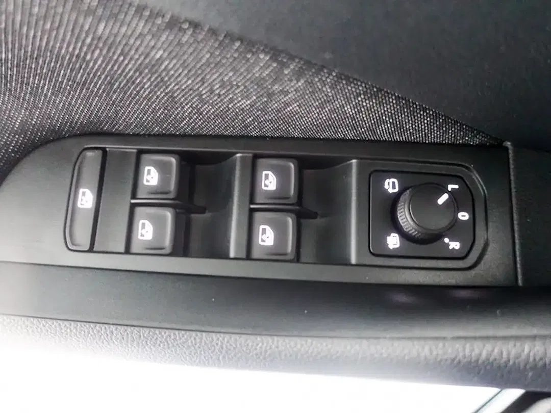 Skoda Kamiq - Thumbnail 15