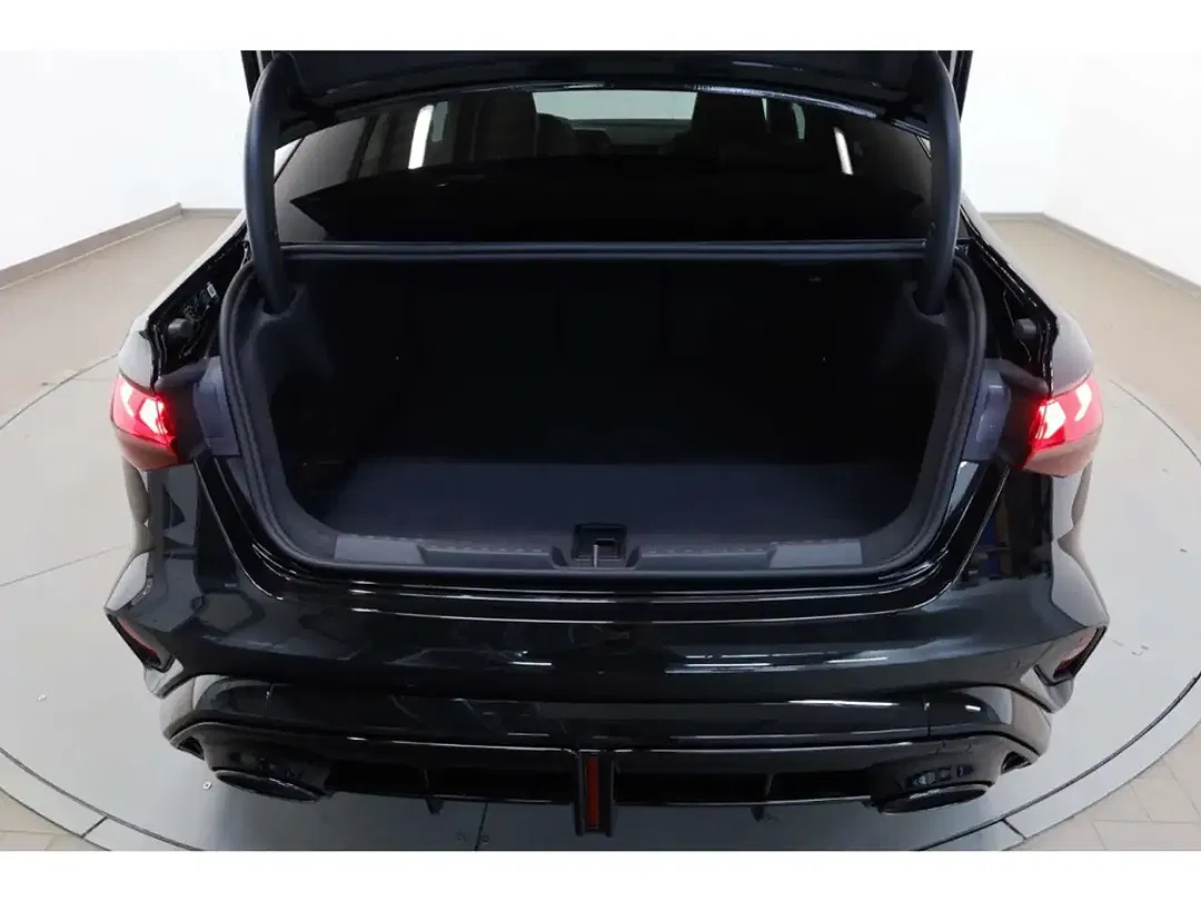 Audi RS3 - Thumbnail 11