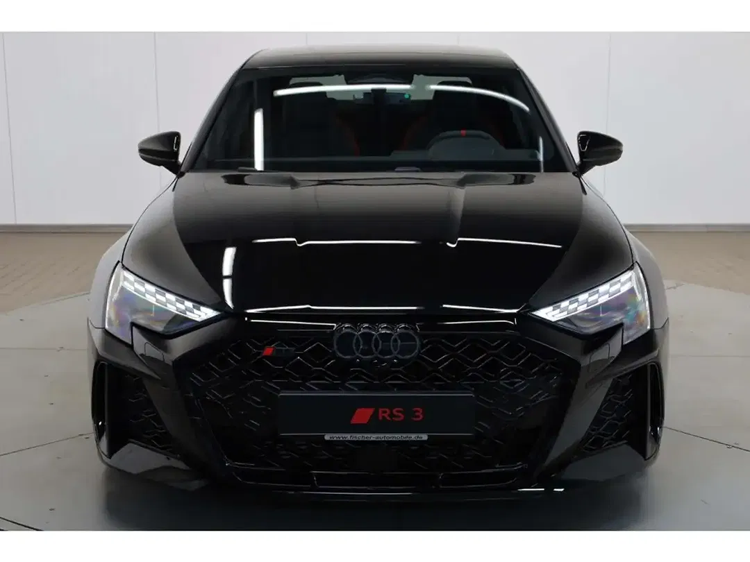 Audi RS3 - Thumbnail 2