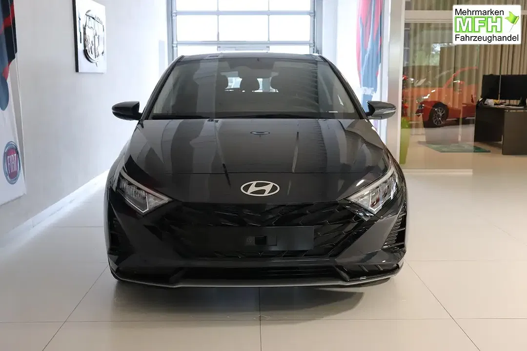 Hyundai i20 - Thumbnail 2