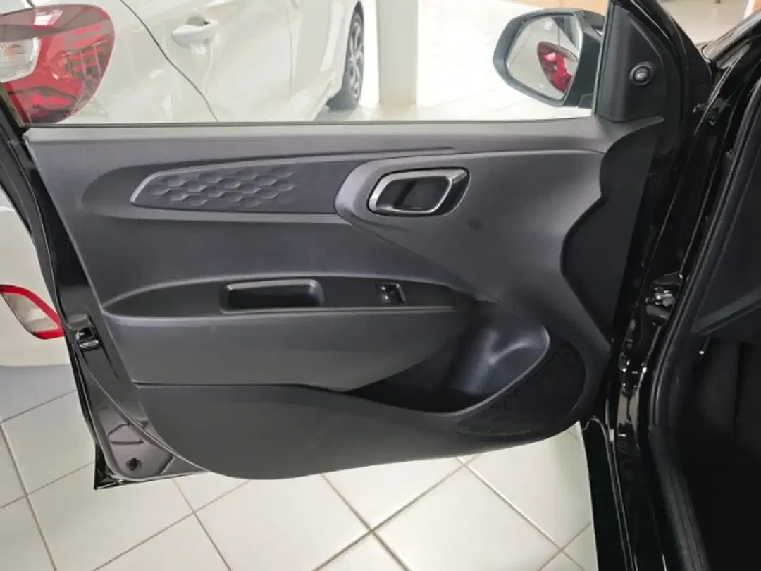 Hyundai i10 - Thumbnail 11