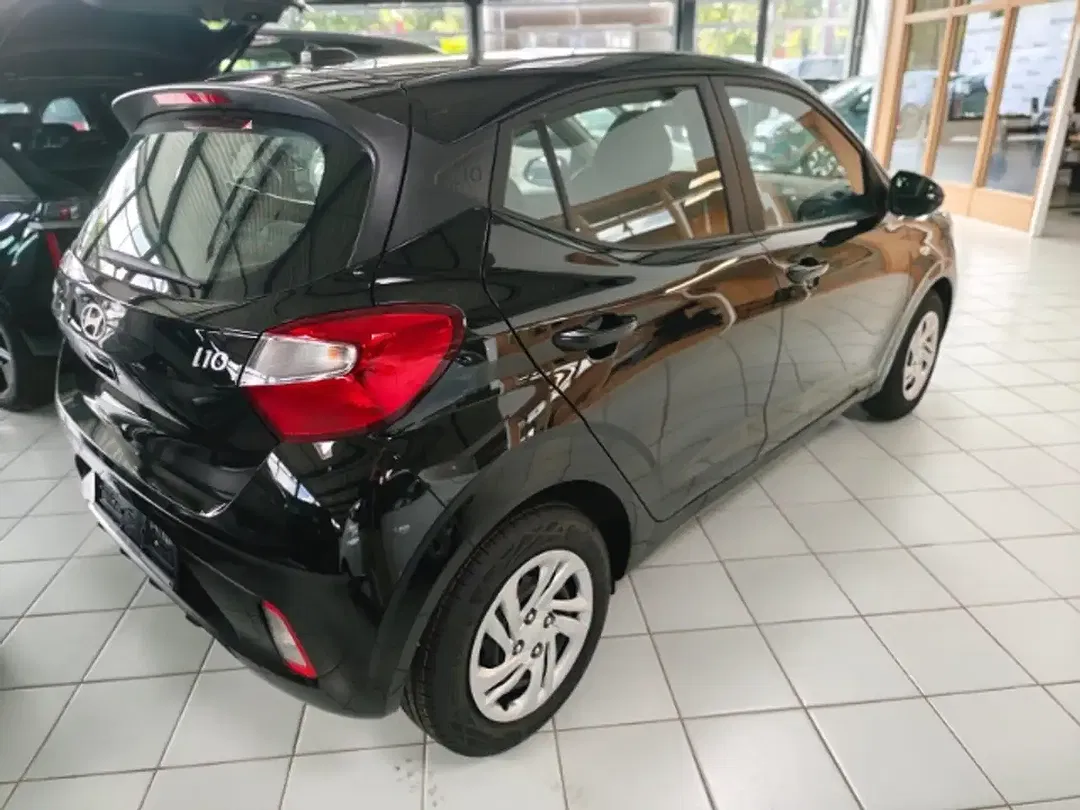 Hyundai i10 - Thumbnail 3
