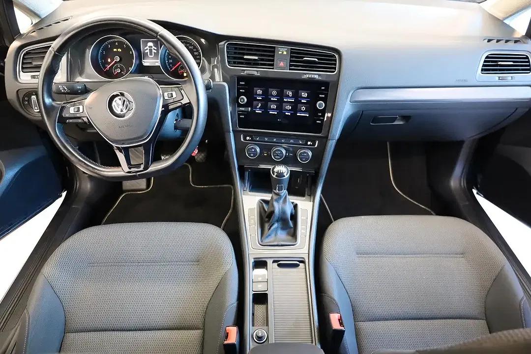 Volkswagen Golf - Thumbnail 12