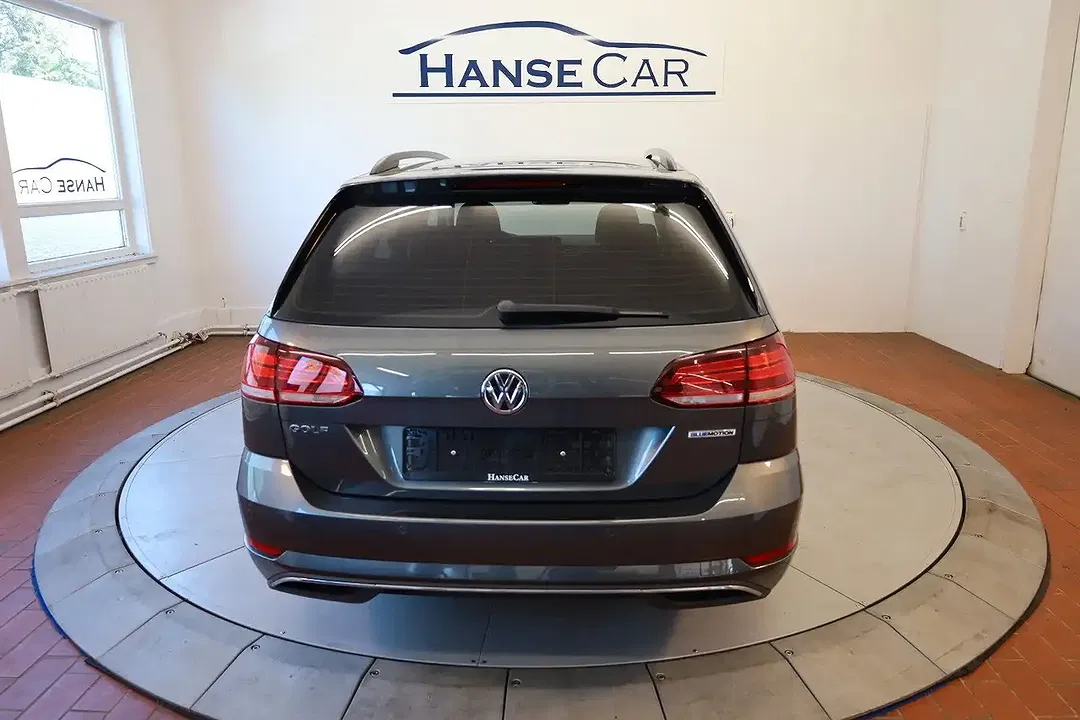 Volkswagen Golf - Thumbnail 8