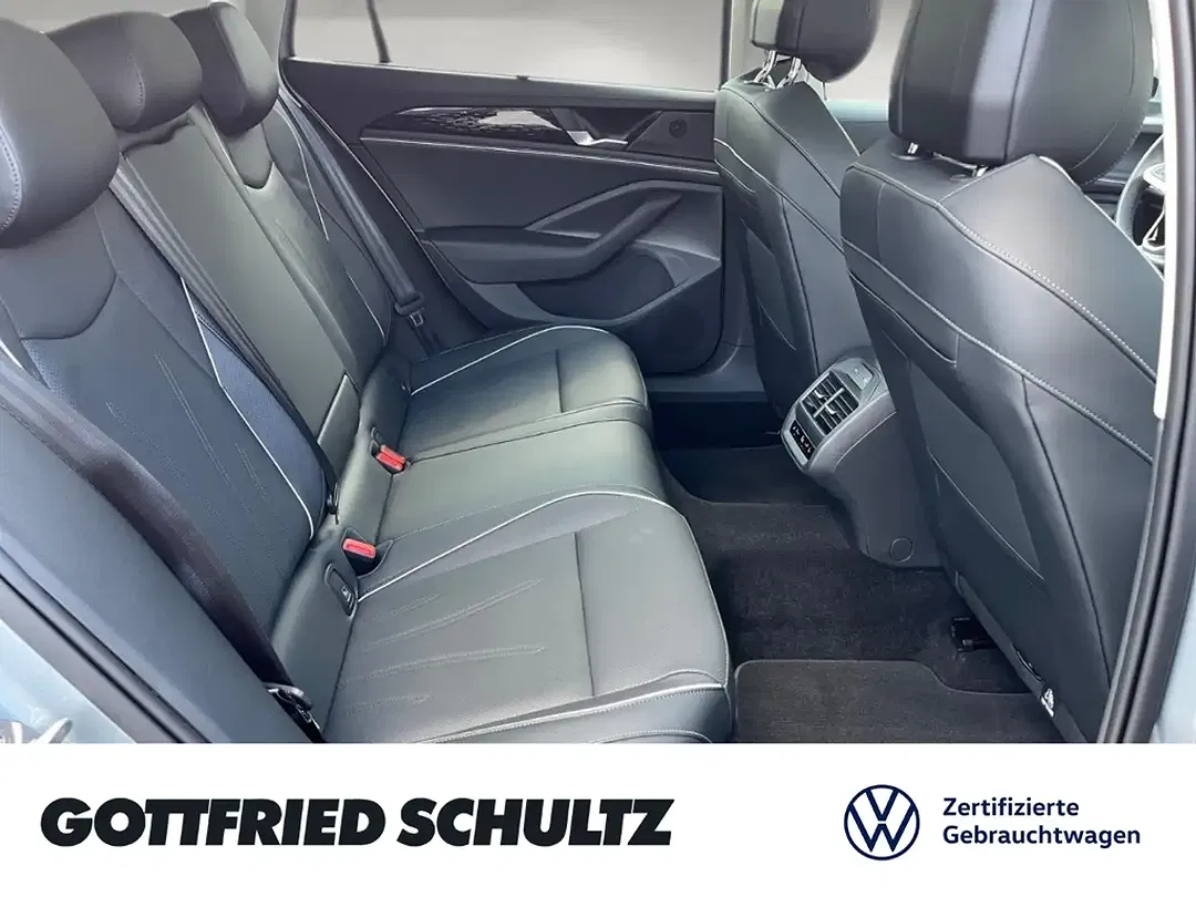 Volkswagen Passat Variant - Thumbnail 9