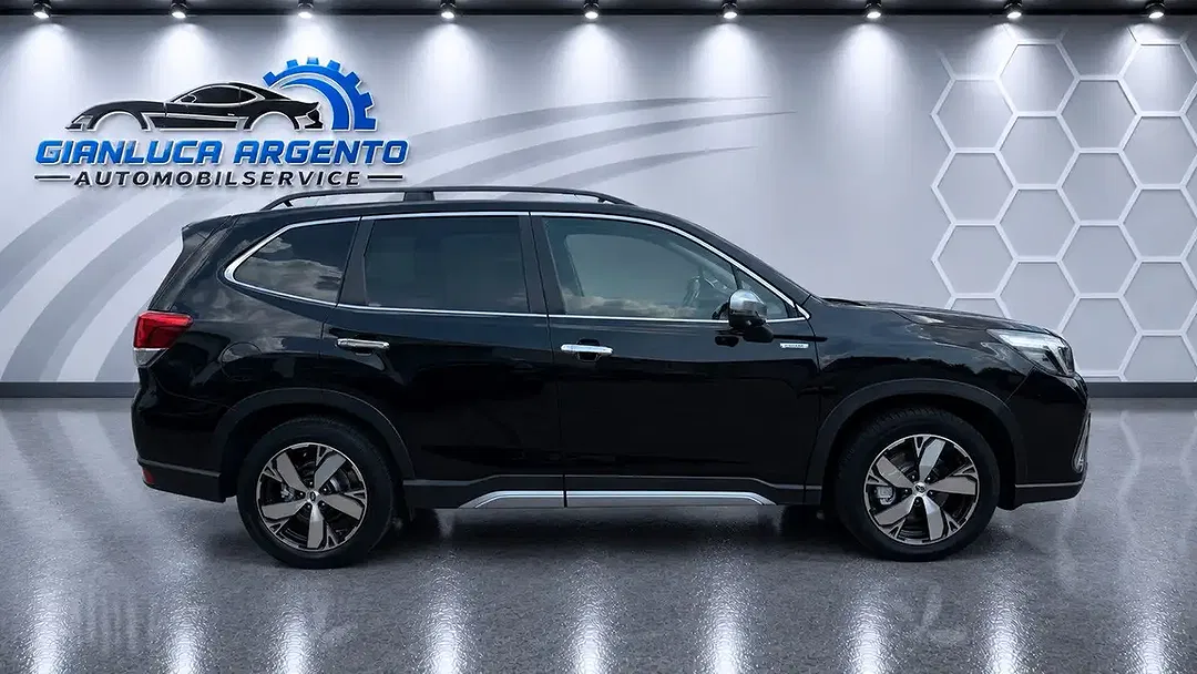 Subaru Forester - Thumbnail 4