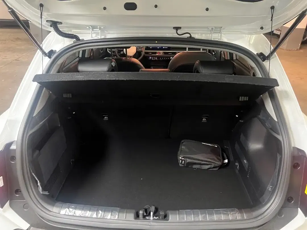 Kia Stonic - Thumbnail 12