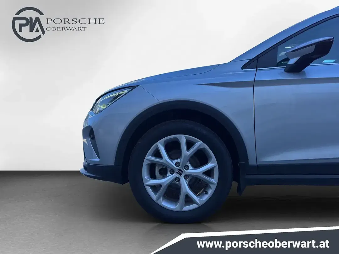 SEAT Arona - Thumbnail 8