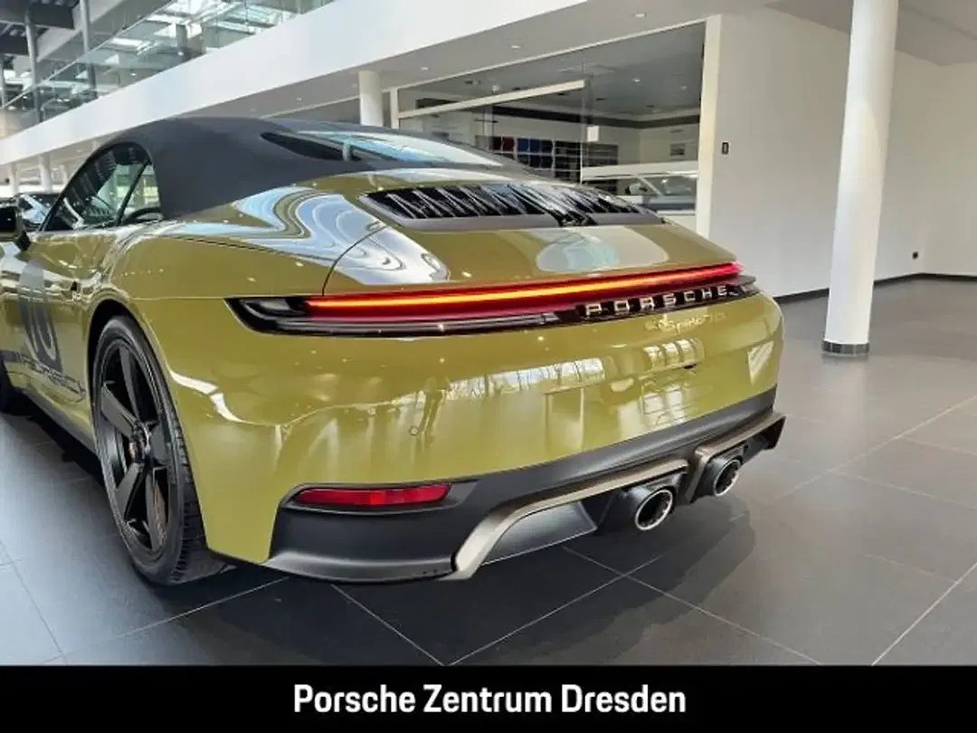 Porsche 992 - Thumbnail 13