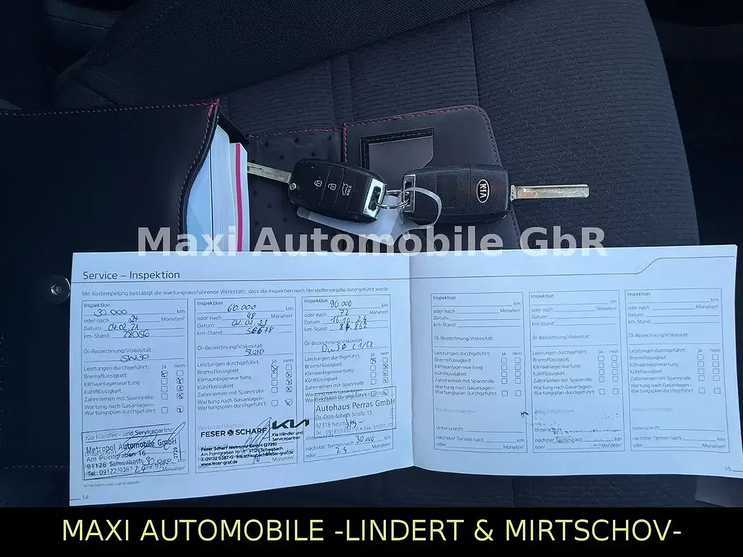 Kia Sorento - Thumbnail 12