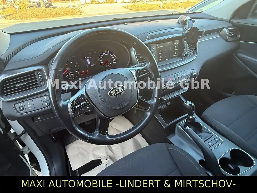 Kia Sorento - Thumbnail 14