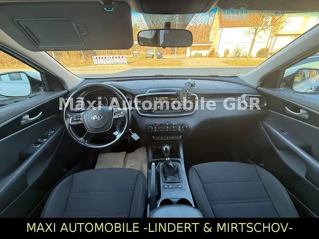 Kia Sorento - Thumbnail 15