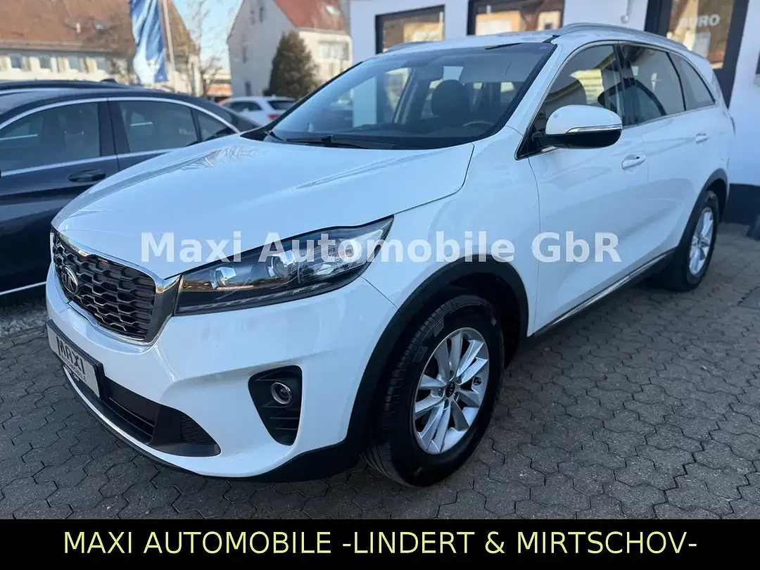 Kia Sorento - Thumbnail 2