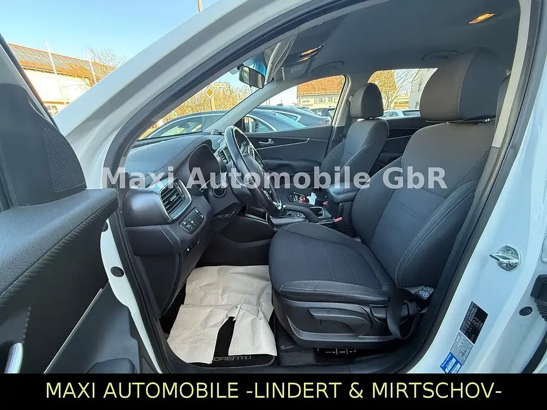 Kia Sorento - Thumbnail 7