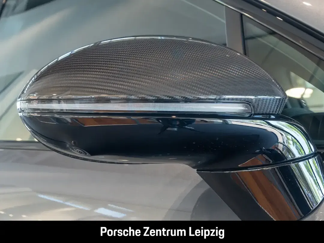 Porsche Cayenne - Thumbnail 11