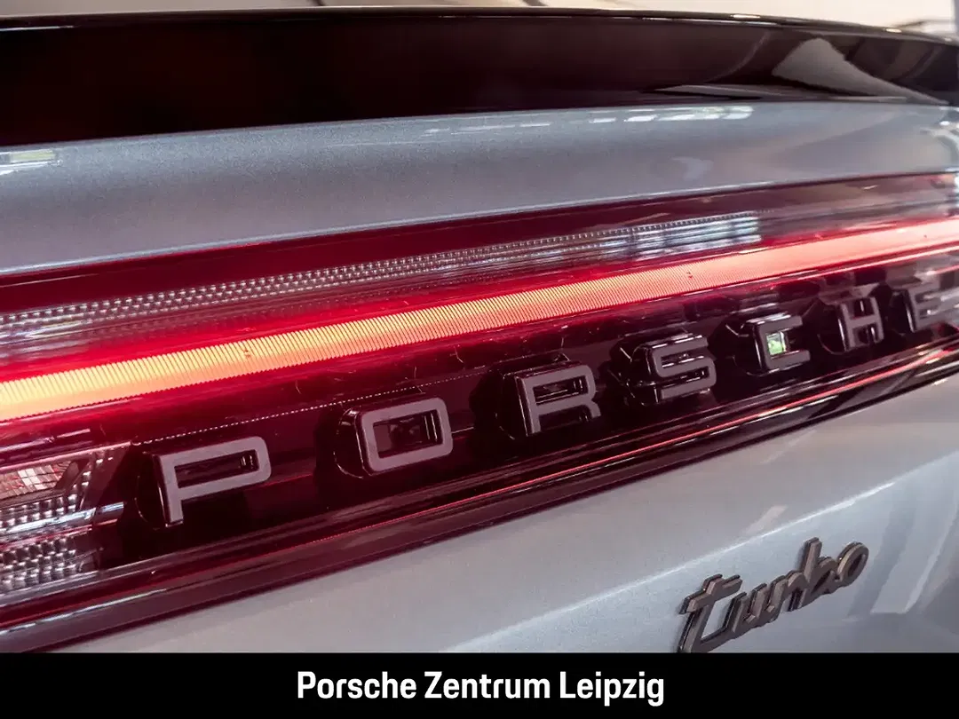 Porsche Cayenne - Thumbnail 14